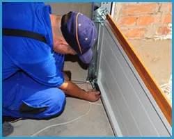 United Garage Door St Petersburg, FL 727-345-3366 United Garage Door St Petersburg, FL 727-345-3366 - sidebar-door-maintaince-15-05m